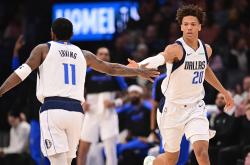 华体会体育-火箭擒马刺：保罗压哨三分激战胜利的简单介绍