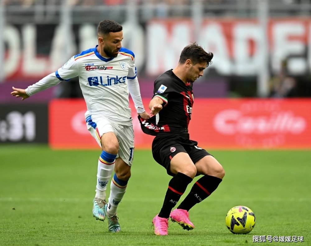 萨索洛主场力克斯佩齐亚，保持不败