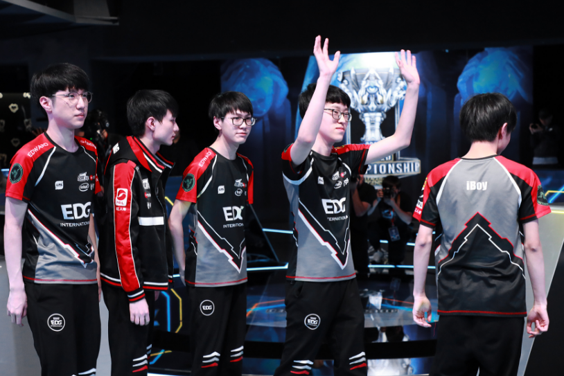 DFM翻盘EDG，369爆发神勇的简单介绍