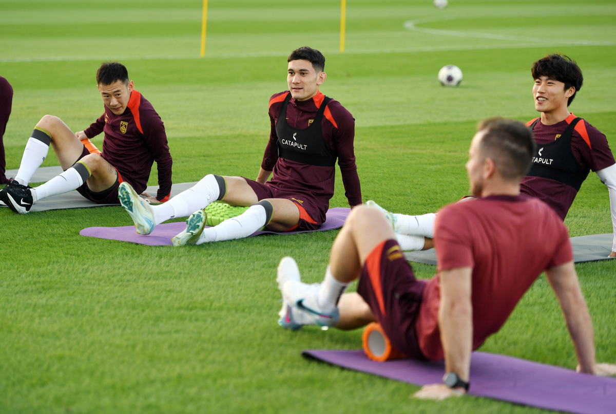 步步为营,球队在比赛中奋力拼搏!的简单介绍 步步为营,球队在比赛中奋力拼搏!的简单介绍