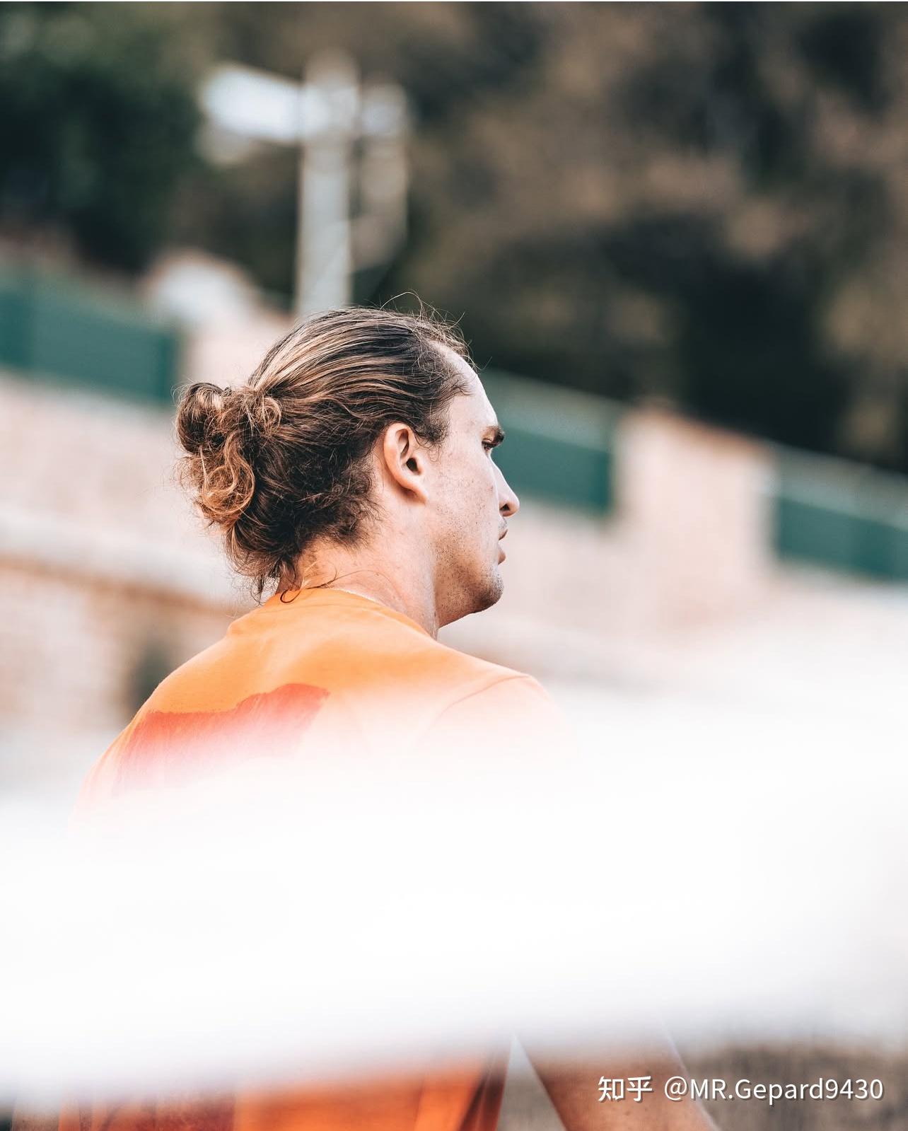 包含蒙特卡洛大师赛翻盘法网，兹维列夫刷新纪录的词条