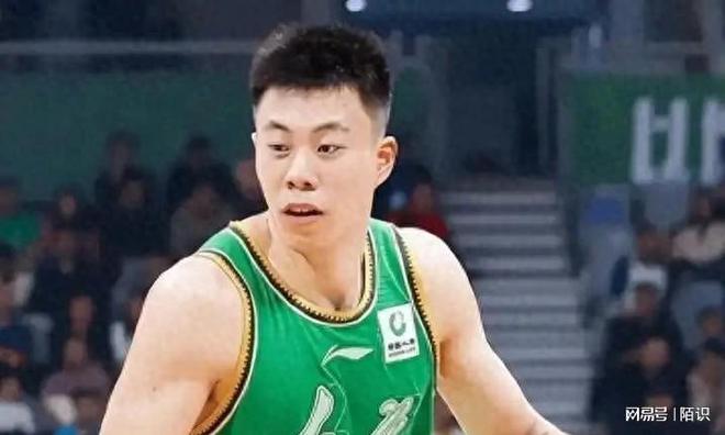 包含马刺逆转广州队，张镇麟点燃赛场的词条