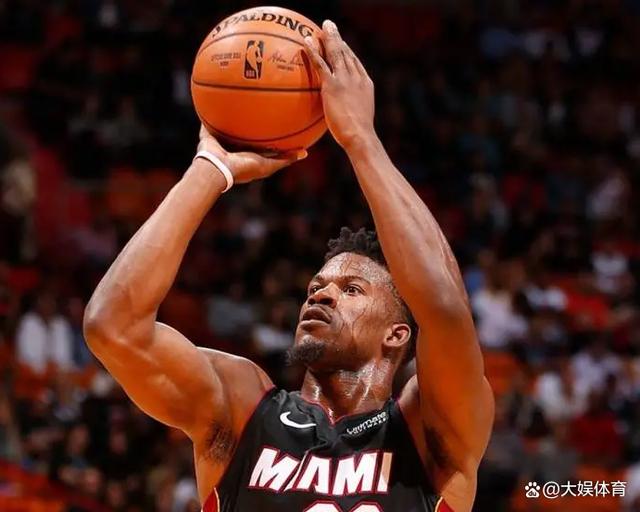 新疆队横扫国王，字母哥带队取胜